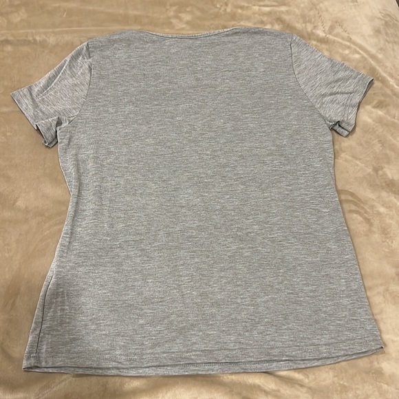 Beautiful Only One Vintage T-shirt model: “On Style Magazine” - Picture 6 of 9